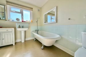 Bathroom - click for photo gallery